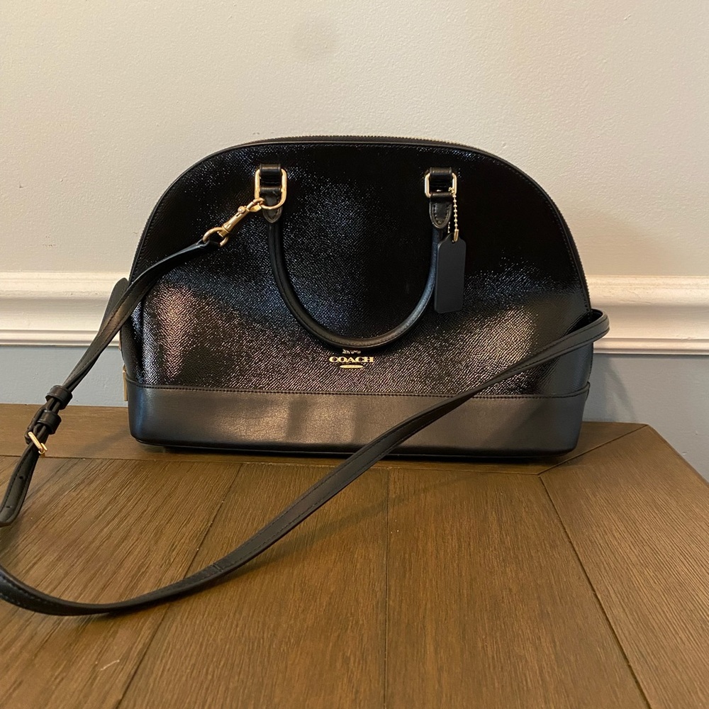 EUC Coach Black Patent Leather and Matte Leather Crossbody Bag